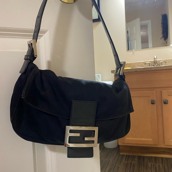 Vintage Fendi - Picture 7 of 10